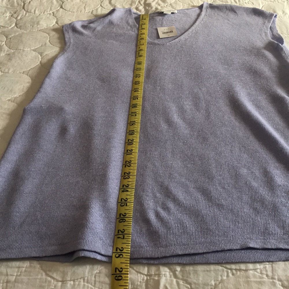 Sweater - Picture 4 of 5